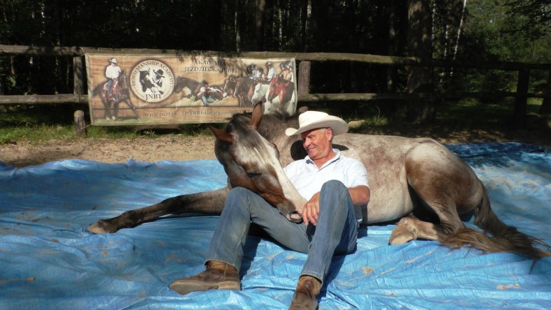 ŚWIAT WESTERNU- Mustang historia dzikiego konia: DUCHY PRERII