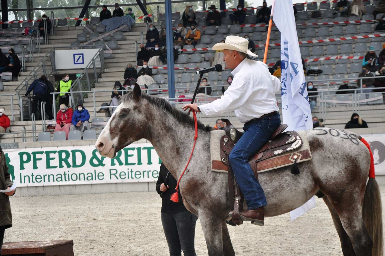 ŚWIAT WESTERNU- Mustang historia dzikiego konia: DUCHY PRERII
